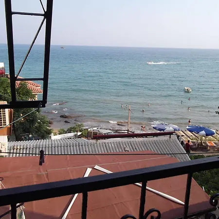 Guest house Selen Side